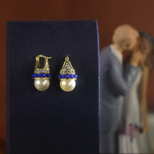 Orecchini Dormeuse Dorato Antico Incastonato Da Cz False Perla Bianco Blu ET9