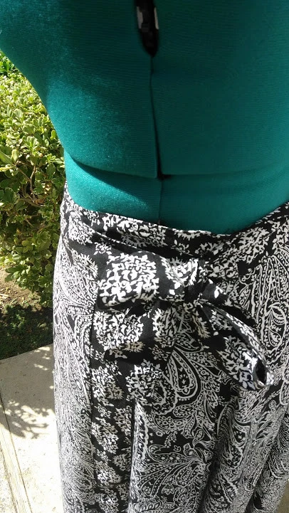 JONES NEW YORK 运动裙 MAXI FAUX WRAP BLK WHT PAISLEY FLORAL HI LO XL 码 — 第 3/4 张图片