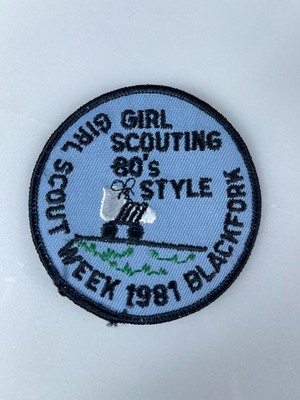 Girl Scouts 1981 Patch   Girl Scouting 80 s Style Blackford GS Week Round Badge