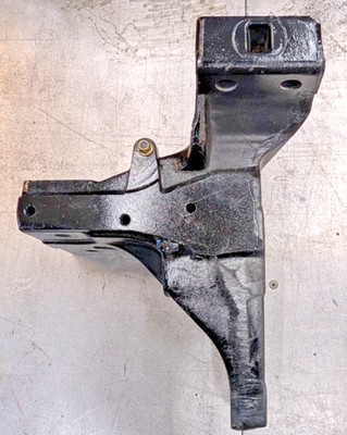 A85-6136 Peterbilt 579 Kenworth T680 Front Cab Support Mount Left Side Drivers