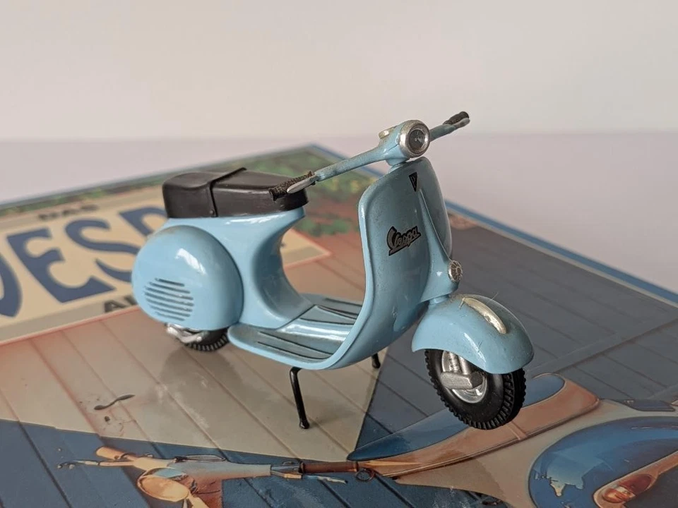 Vespa Mini Modelo y Vespa Alemana Libro Usado Gratis Foto 3 de 4