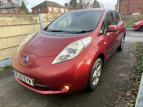 Nissan Leaf 24kwh NO MOT - Picture 2 of 10