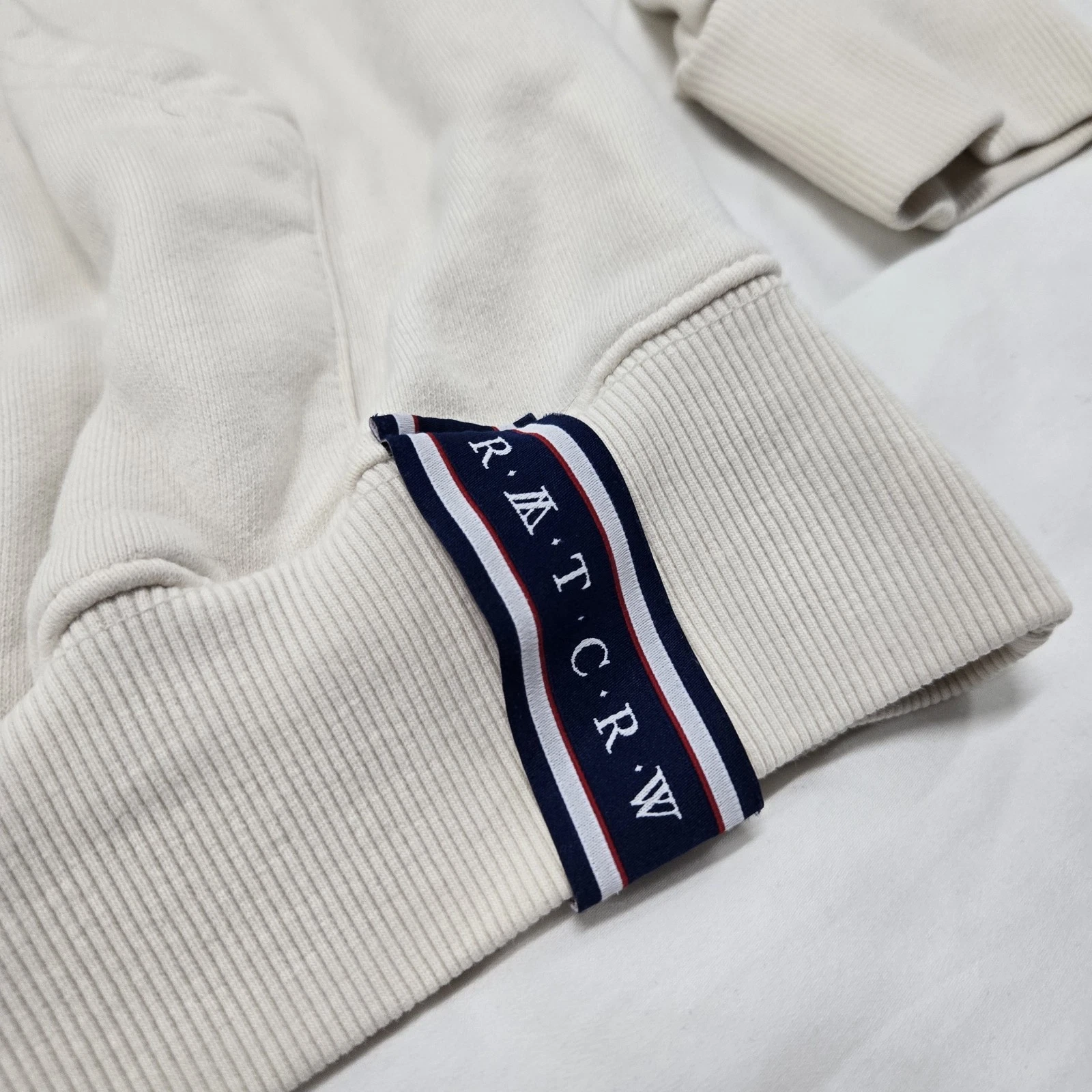 OFF WHITE Maglione Corona Romantico Taglia SMALL Bts V Wear Patata French Fry Cream Felpa