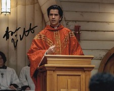HAMISH LINKLATER signed Autogramm 20x25cm MIDNIGHT MASS in Person autograph COA