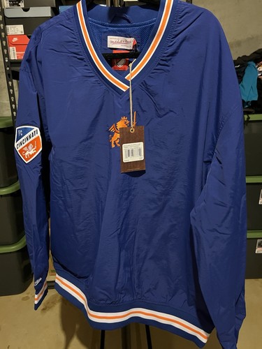Men's Mitchell & Ness MLS FC Cincinnati Pullover Windbreaker Blue Large $100