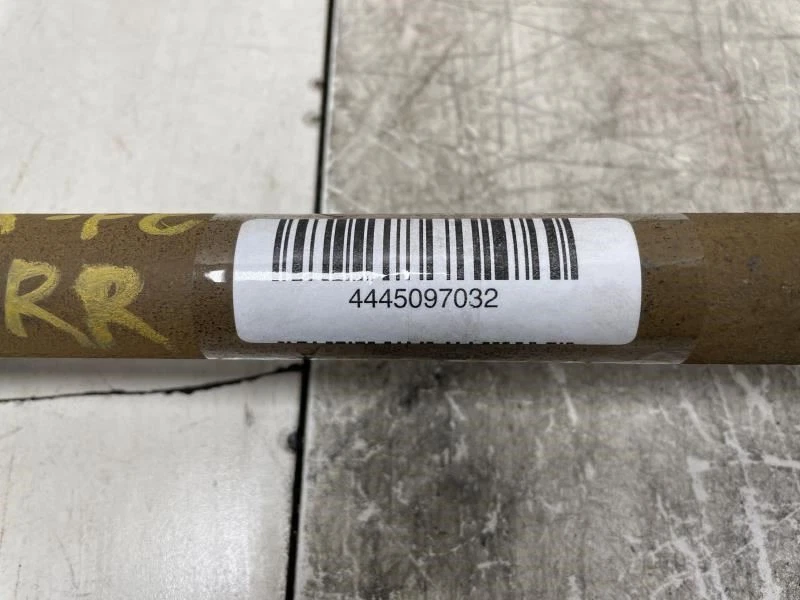 Hyundai Santa Fe 2003 eje trasero derecho del lado del pasajero OEM+ Foto 3 de 4