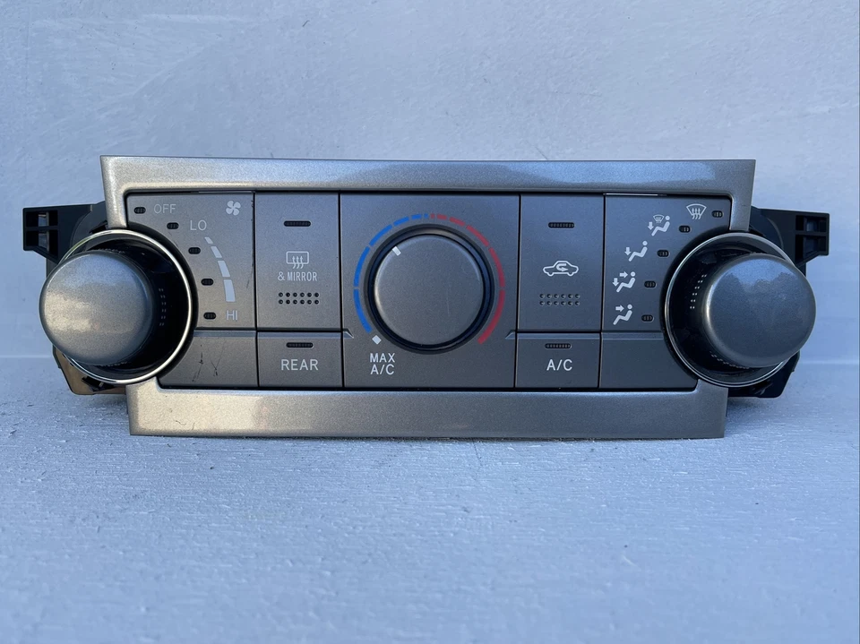 Toyota Highlander 2011-2012 control de CA delantero 55900-05230 OEM Foto 2 de 4