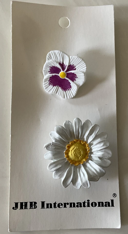 Lot of 4 Cards New JHB Flower Buttons Glass Daisy Pansy Cowslip Milk & Honey - Image 2 of 4