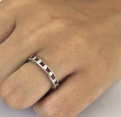 Brilliant Ruby & Cubic Zirconia In 935 Silver Women's Fashion Anniversary Ring - Picture 2 of 4