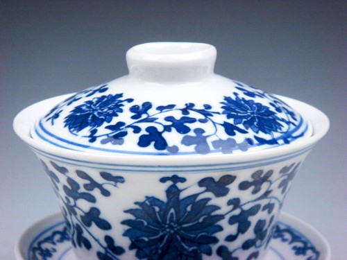 Blue&White QingHua Glazed Porcelain Flowers Painted LARGE Tea Cup w/ Holder Set - Picture 2 of 8