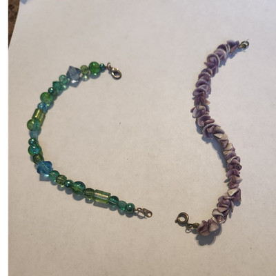 Multicolor Glass Bead & Purple Shell Chip Beaded Bracelets Lot of 2 Lobster