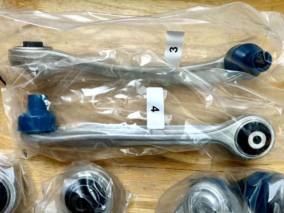 Audi A4 quattro 1996-2001 Front Control Arm set MEYLE HD for right and left - Image 3 of 4