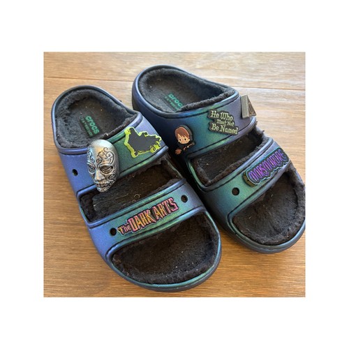 Harry Potter Crocs Dark Arts Cozy Sandals W8 M6 Lined Slides Morsmordre Jibbitz