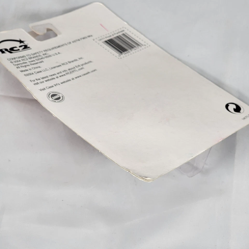 2004 ERTL Farmall Super M Narrow Front Tractor Replica Play 14171 - 1/64 Scale - Image 3 of 4