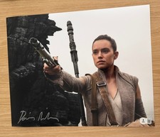 DAISY RIDLEY SIGNED STAR WARS “REY” 11X14 PHOTO BECKETT BAS 2