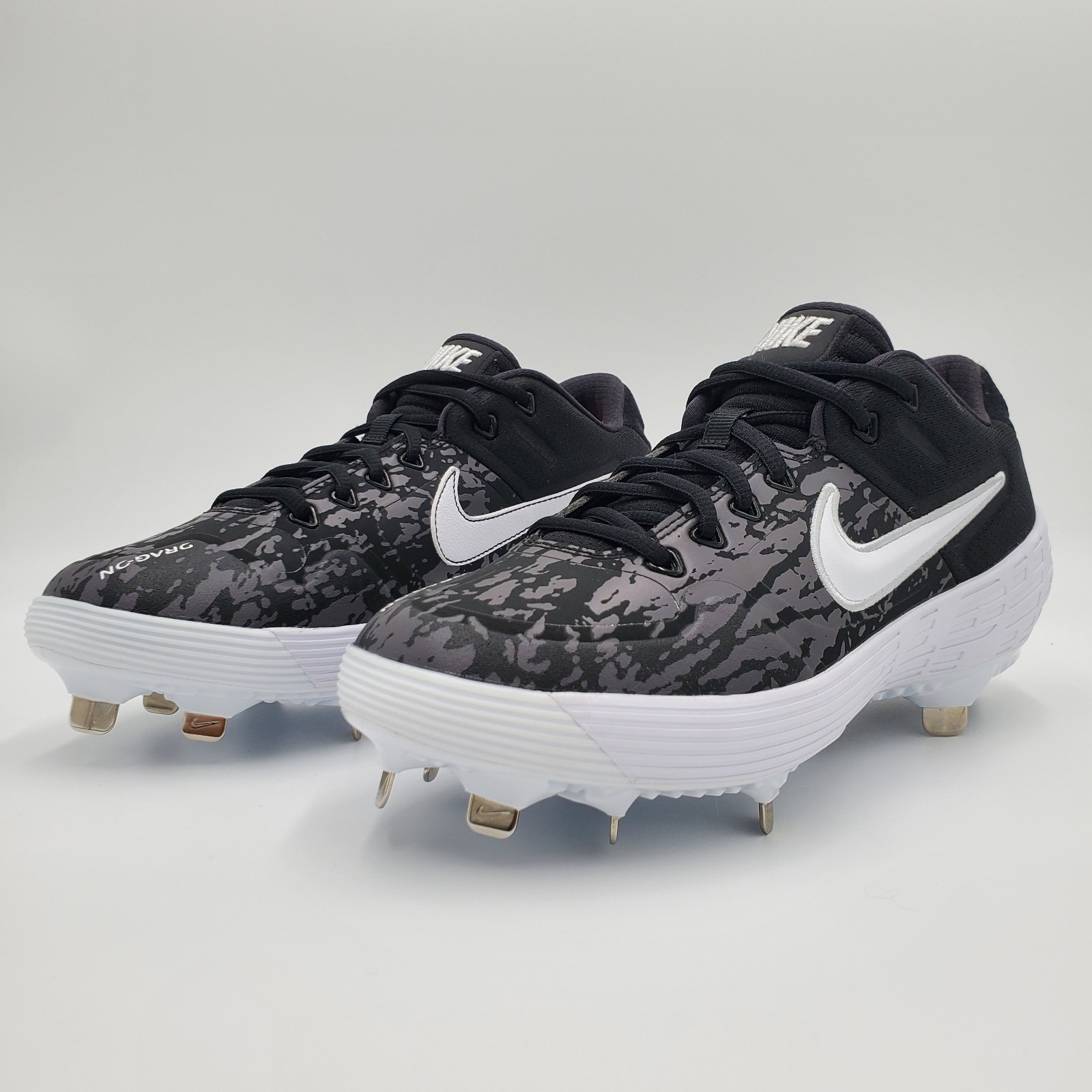 Nike Alpha Huarache Elite 2 Women's Softball Cleat AJ7732-001 Size 9.5 NEW