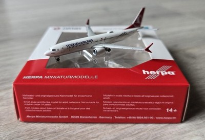 Herpa Wings 1:500 | Turkish Airlines Boeing 737 MAX 9 TC-LYB 537483
