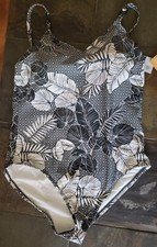 Size Large Kona Sol Padded Wireless One Piece Swim Suit with Built in Bra