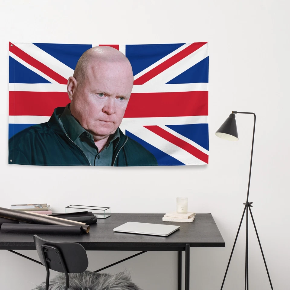 Phill Mitchell Flag - Eastender Legend Reino Unido Tapiz 34" X 56" Foto 3 de 4