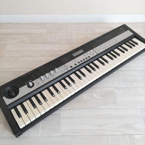 KORG microSTATION 61-Key Synthesizer Keyboard 120 - Picture 2 of 20