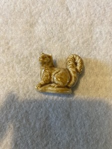 Vintage Wade SQUIRREL Figurine red rose tea made in England | eBay