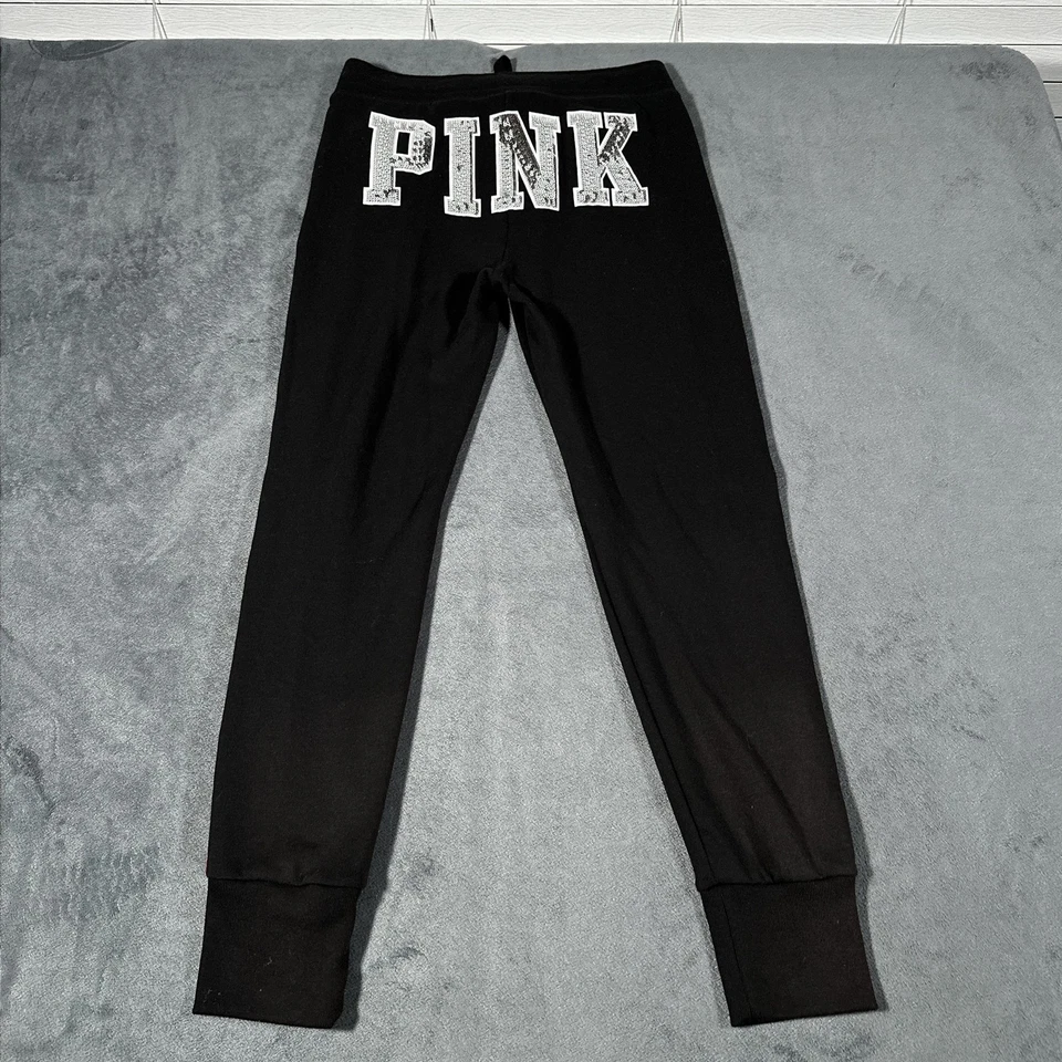 Victoria's Secret 粉色连帽慢跑裤套装女式中号/小号亮片爱粉色 — 第 4/4 张图片