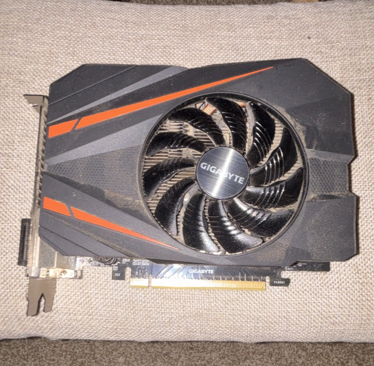 GIGABYTE NVIDIA GeForce GTX 1070 Computer Graphics Cards for sale
