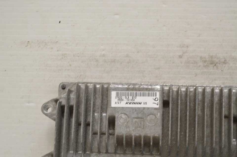 Unidad de módulo de control del motor Honda CR-V 37820-5LA-B72 2016 16 Ecm J67 037 Foto 2 de 3