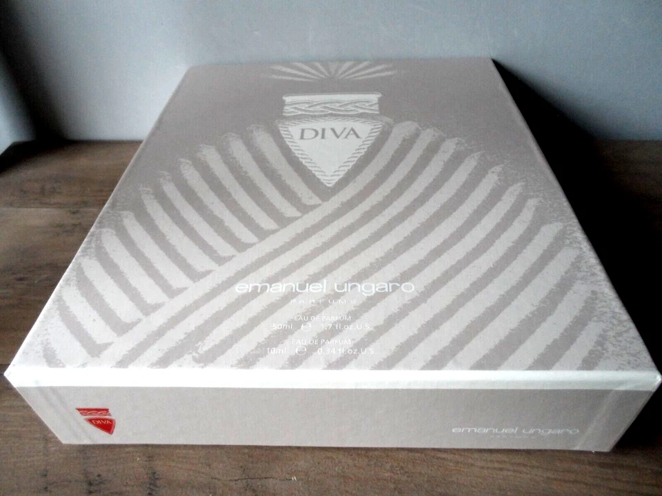 Vintage Diva Ungaro SET 1.7 oz EDP Spray + 0.34 oz EDP Refillable Spray New - Image 4 of 4