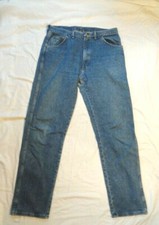 Men's Wrangler Blue Jeans denim sz 38 x 34 Made in USA Distressed Bottom 96504SW