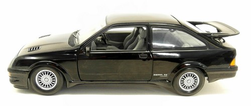 Minichamps scala 1/18 pressofuso 150 084071 Ford Sierra RS Cosworth RHD nero 1988 - Foto 2 di 10