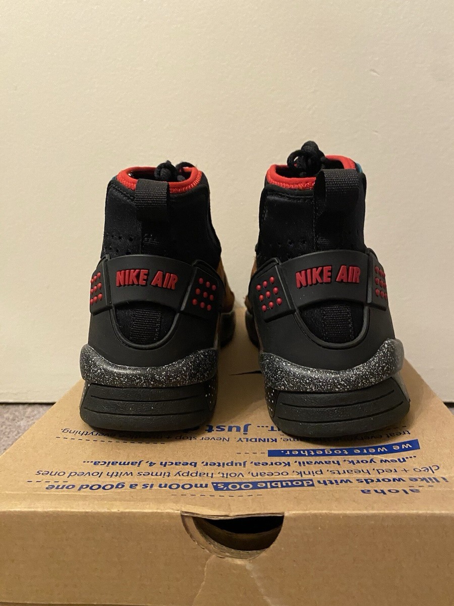 Nike Air ACG Mowabb NXN Olivia Kim size Men's 10 Women's Nike Air ACG Mowabb NXN Olivia Kim size Men's 10 Women's