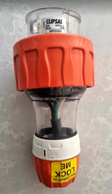 CLIPSAL 56P320EO Plug Top 20A 3 Round Pin Electric Orange