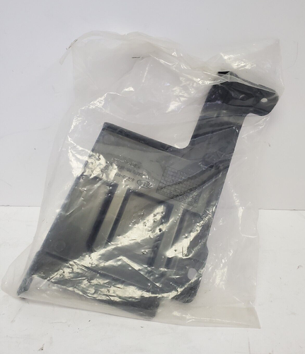 2003-2006 Kia Sorento Rear Bumper Cover Mount Plate Left Hand OEM 97530-3E000 - Picture 2 of 4