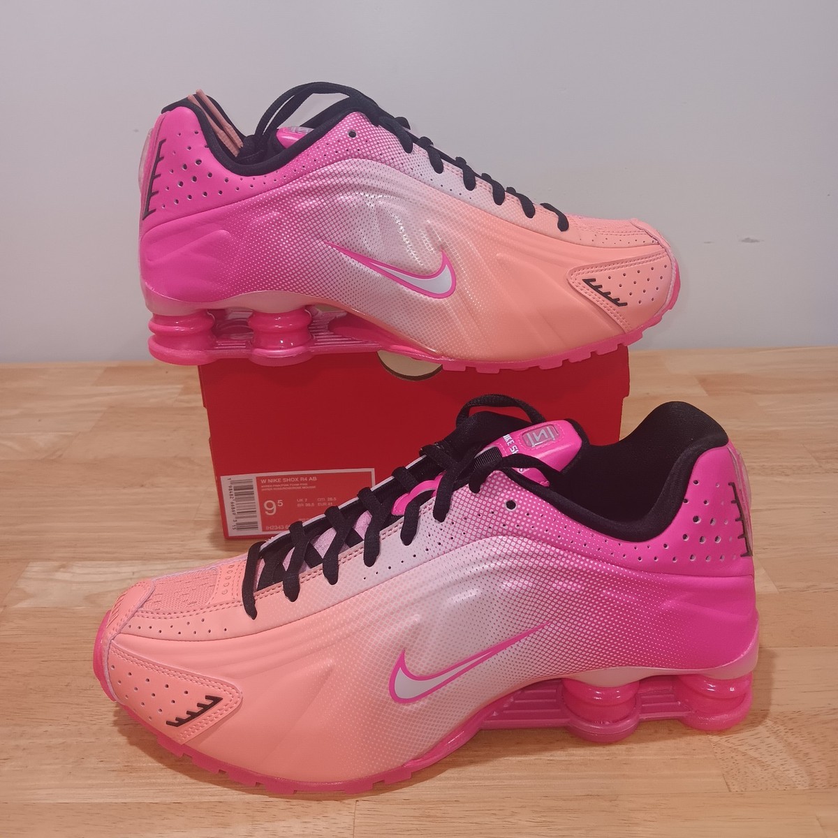NIKE SHOX R4 AB HYPER PINK BLACK WOMENS SIZE 9.5 IH2343 600 | eBay