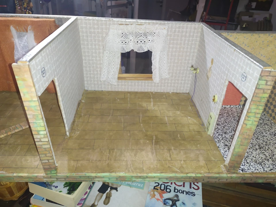 Altes 3 Zimmer Gehäuse-Kaufladen-Puppenhaus-Puppenstube Bastler - Bild 3 von 4