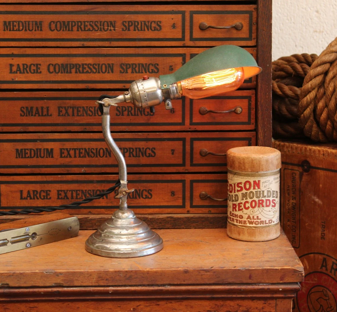 Oc White In Collectible Table Lamps for sale | eBay
