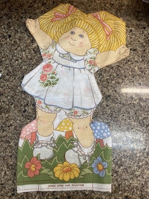 Vintage 1983 Cabbage Patch Cut & Sew Fabric Pillow Panel 19'' Girl On the Phone 