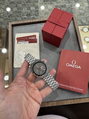 OMEGA Speedmaster Mark II Co-Axial Chronograph 327.10.43.50.06.001