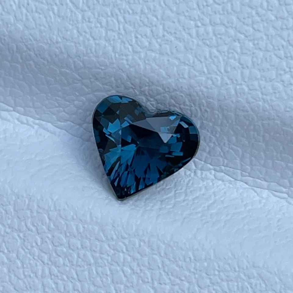 Natural Blue Spinel 1.00 Cts Heart Cut Loose Gemstone Love Gift 6mm Jewelry Ring - Image 2 of 4