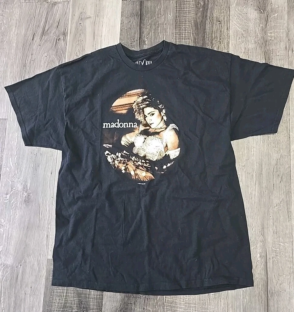 マドンナ 　American Pie　貴重 オフィシャル Tシャツ　Mサイズ ふるさと割】 マドンナ American Pie 貴重 オフィシャル Tシャツ M