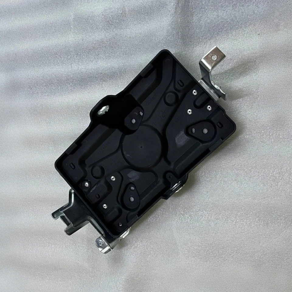 Battery Tray 8201A087 For Mitsubishi Pajero Montero V88W V86W V98W V96W 06-21 - Imagem 2 de 4