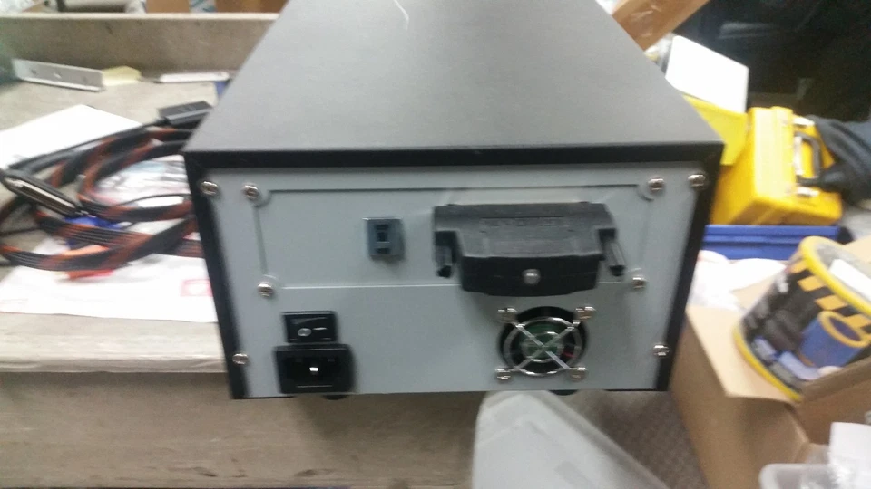 Quantum Ultrium LTO 2 Tape Drive CL1002 160 SCSI 200/400GB Desktop TE3200-811 - Image 3 of 4