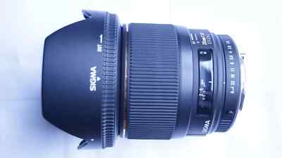 Sigma Pentax Fit EX DG Objektiv 28 mm f/1,8 FX MACRO AF + KAPPEN + ETUI 28 mm 1,8