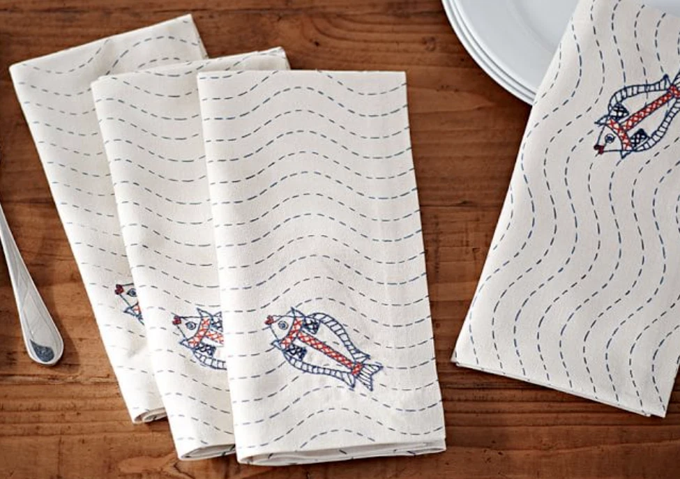 Pottery Barn Kissing Fish Napkins - Thumbnail 2