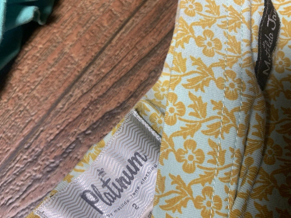 Lote de 3 pares de pantalones cortos Matilda Jane talla 2 volantes azules Foto 2 de 4