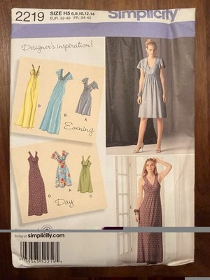 Seeing Pattern Simplicity Women s Dress, 6 Variations, Sizes 6-14￼