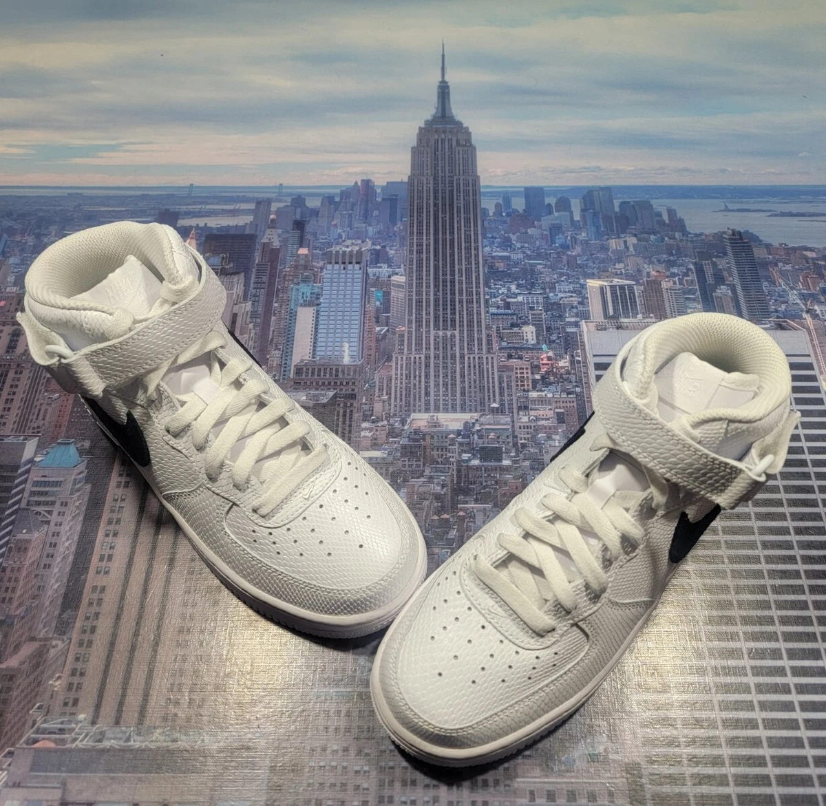 Nike air force clearance 1 07 mid white