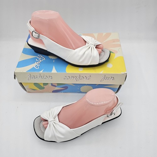 Easy Street Womens Fantasia Sandal Gathered Slip On Elastic Slingback White 7.5M - Picture 4 of 16