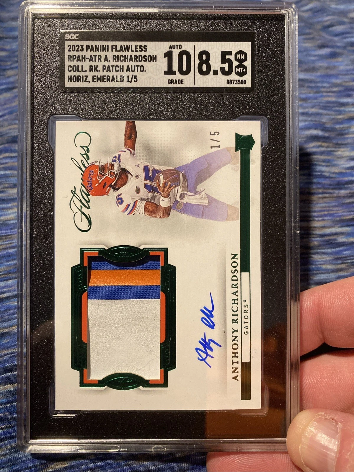 Anthony Richardson Panini Flawless Collegiate Flawless Rookie Patch Autograph Horizontal #RPAHATR Base